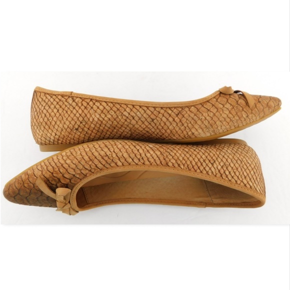 BORN Natural Snake Embossed Cork Ballet Flats 8 - Picture 3 of 6